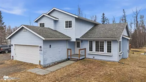 4521 W Lakeside Dr, Wasilla, AK 99654