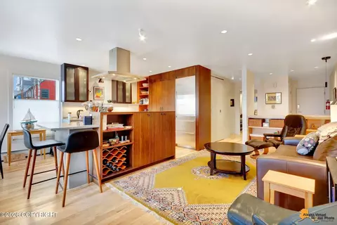 1130 W 6th Ave # 5, Anchorage, AK 99501