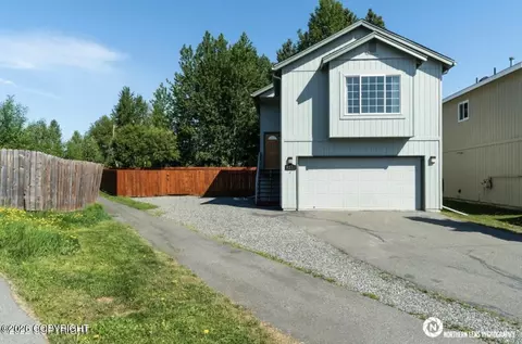4271 W Lake Ave, Anchorage, AK 99502