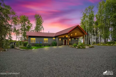 11223 N Crystal Shores Rd, Willow, AK 99688