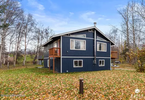 4060 N Palmer Fishhook Rd, Palmer, AK 99645