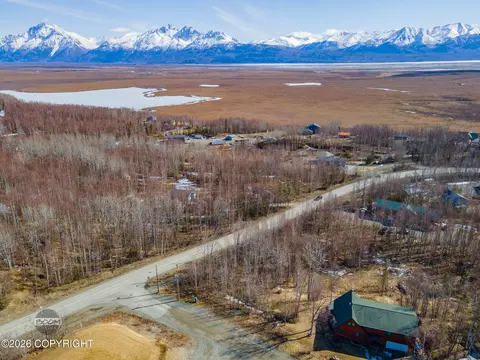 1160 E Chugach View Dr, Wasilla, AK 99654