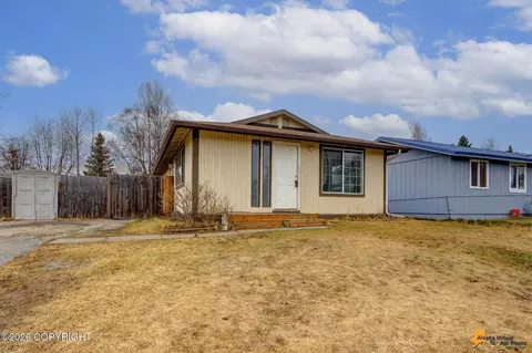 1716 Sanya Cir, Anchorage, AK 99508