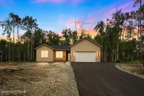 1893 W Cashatt Ave, Wasilla, AK 99654