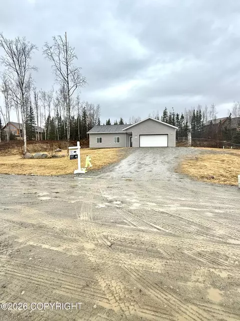 2900 N Monroe Cir, Wasilla, AK 99623