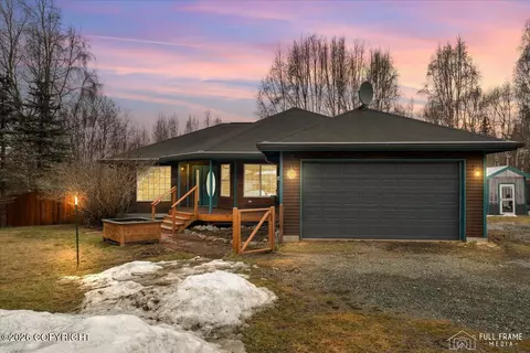 20211 Mckinley View Ave, Chugiak, AK 99567
