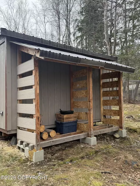 Exterior - 13812 Knob Hill Dr, Eagle River, AK 99577 photo 8 of 8