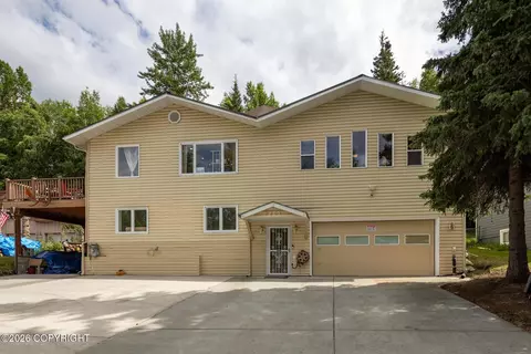 2301 Chandalar Dr, Anchorage, AK 99504