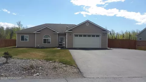 470 W Goldenwood St, Wasilla, AK 99654