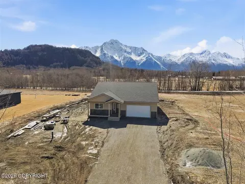 15190 E Nina Rd, Palmer, AK 99645