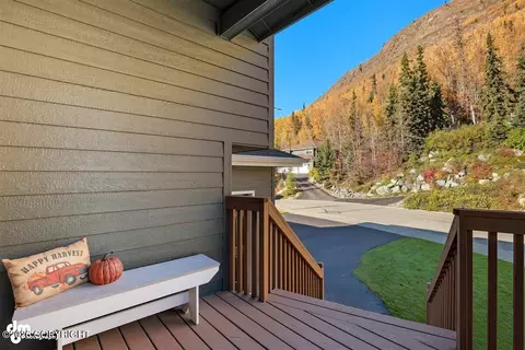 Exterior - 20712 Williamsburg Dr, Eagle River, AK 99577 photo 6 of 6