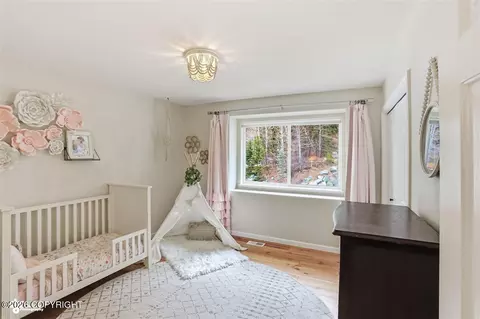 Bedroom - 20712 Williamsburg Dr, Eagle River, AK 99577 photo 6 of 7