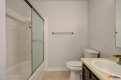 Bath - 6263 E 41st Ct, Anchorage, AK 99504 photo 2 of 3
