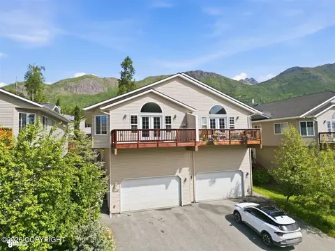20713 Mountain Vista Dr, Eagle River, AK 99577