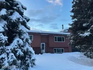 1704 Orca Pl, Anchorage, AK 99501