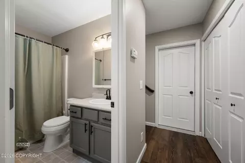 Entry Way - 16213 Ursa Minor Cir, Eagle River, AK 99577 photo 5 of 6