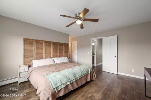 Bedroom - 16213 Ursa Minor Cir, Eagle River, AK 99577 photo 3 of 4