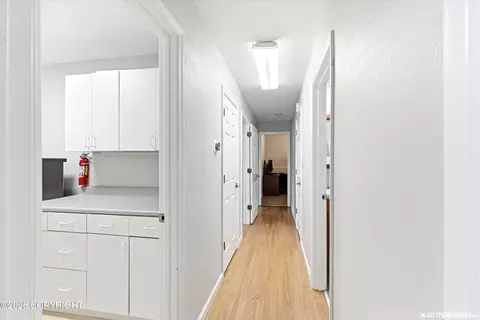 1301 Zarvis Pl, Anchorage, AK 99508 photo 27