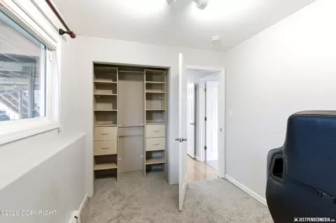 1301 Zarvis Pl, Anchorage, AK 99508 photo 35