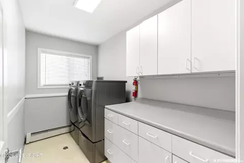 1301 Zarvis Pl, Anchorage, AK 99508 photo 30
