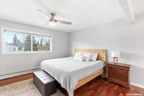1301 Zarvis Pl, Anchorage, AK 99508 photo 20