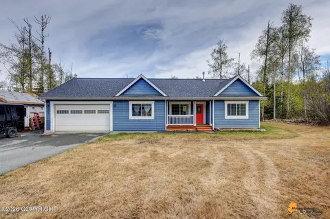 2631 S Desiree Cir, Wasilla, AK 99623