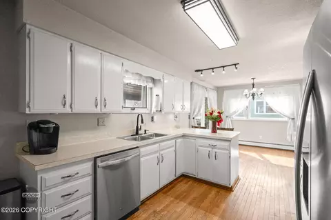 Kitchen - 12901 Troy St, Anchorage, AK 99515 photo 6 of 6