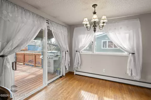 Dining - 12901 Troy St, Anchorage, AK 99515 photo 1 of 2
