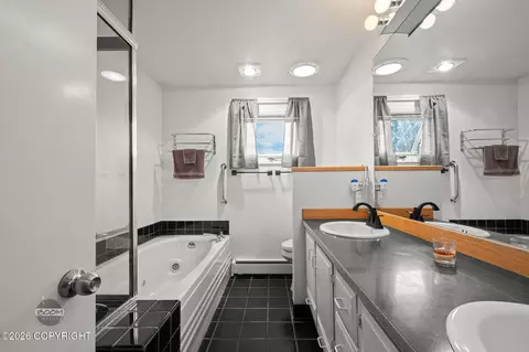 Bath - 12901 Troy St, Anchorage, AK 99515 photo 2 of 6