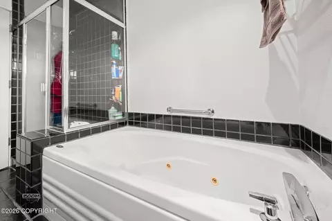 Bath - 12901 Troy St, Anchorage, AK 99515 photo 5 of 6