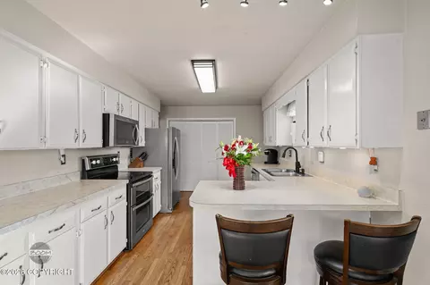 Kitchen - 12901 Troy St, Anchorage, AK 99515 photo 2 of 6
