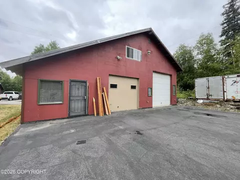 14684 E Barge Dr, Talkeetna, AK 99676