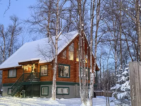 1195 N Lucille St, Wasilla, AK 99654