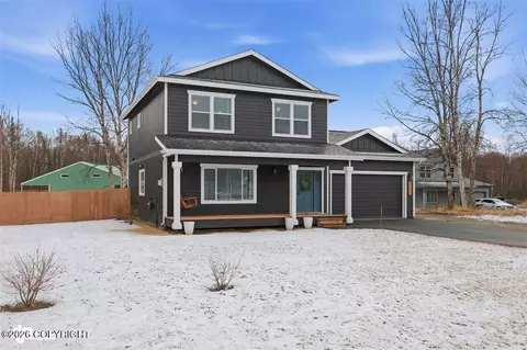 8461 N Michaelson St, Palmer, AK 99645
