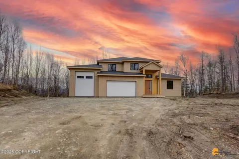2267 N Dalmore Cir, Palmer, AK 99645
