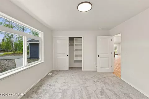 Bedroom - 7726 E Obsidian Loop, Wasilla, AK 99654 photo 3 of 7