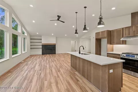Living - 7726 E Obsidian Loop, Wasilla, AK 99654 photo 10 of 10