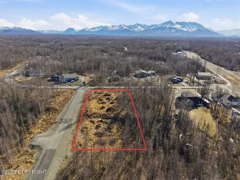 7680 E Prop Ct, Palmer, AK 99645
