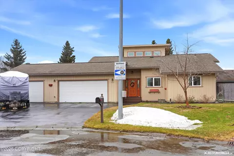 7060 Carline Cir, Anchorage, AK 99502