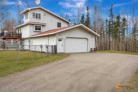 1340 S Countrywood Dr, Wasilla, AK 99654