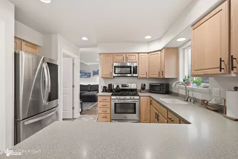 Kitchen - 1356 E Hidden Ranch Loop, Palmer, AK 99645 photo 3 of 4
