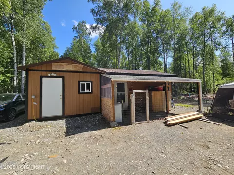 Exterior - 47459 S Barehook St, Willow, AK 99688 photo 12 of 14