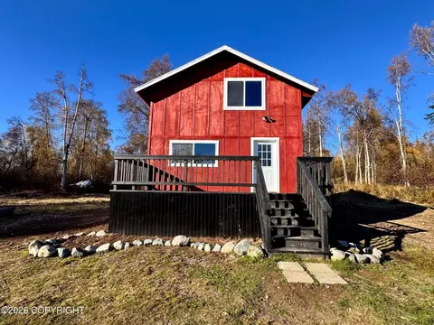 38635 S Back Country Dr, Talkeetna, AK 99676