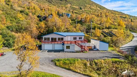 14399 Canyon Rd, Anchorage, AK 99516