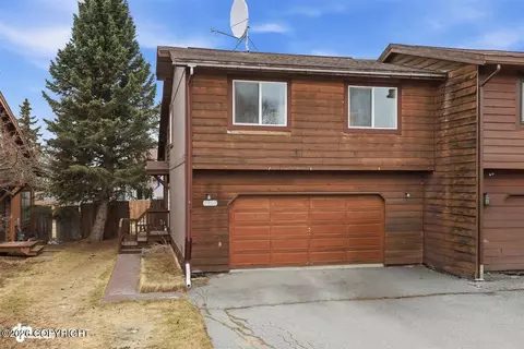 7800 Rovenna St, Anchorage, AK 99518