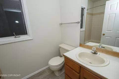 Bath - 19301 Verdant Cir, Eagle River, AK 99577 photo 6 of 7