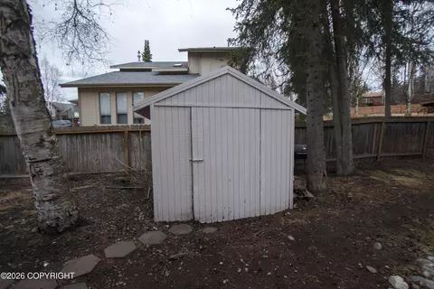 Exterior - 19301 Verdant Cir, Eagle River, AK 99577 photo 5 of 6