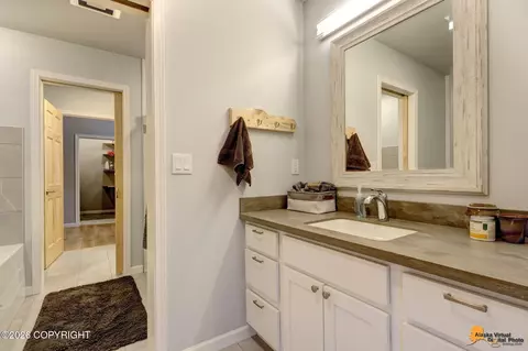 Bath - 11642 N Remote Ln, Willow, AK 99688 photo 1 of 5