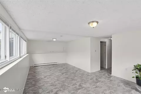 Living - 7643 E 20th Ave, Anchorage, AK 99504 photo 4 of 4