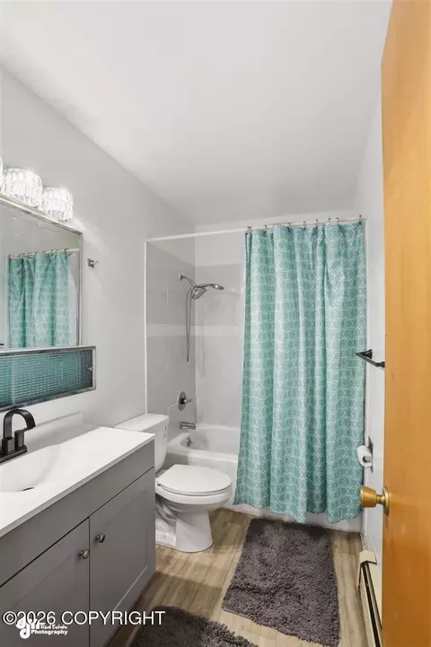 Bath - 7643 E 20th Ave, Anchorage, AK 99504 photo 1 of 2